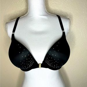Victoria’s Secret push up bra